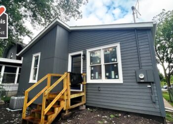 Chanhassen Siding Remodel - Minnetonka Construction